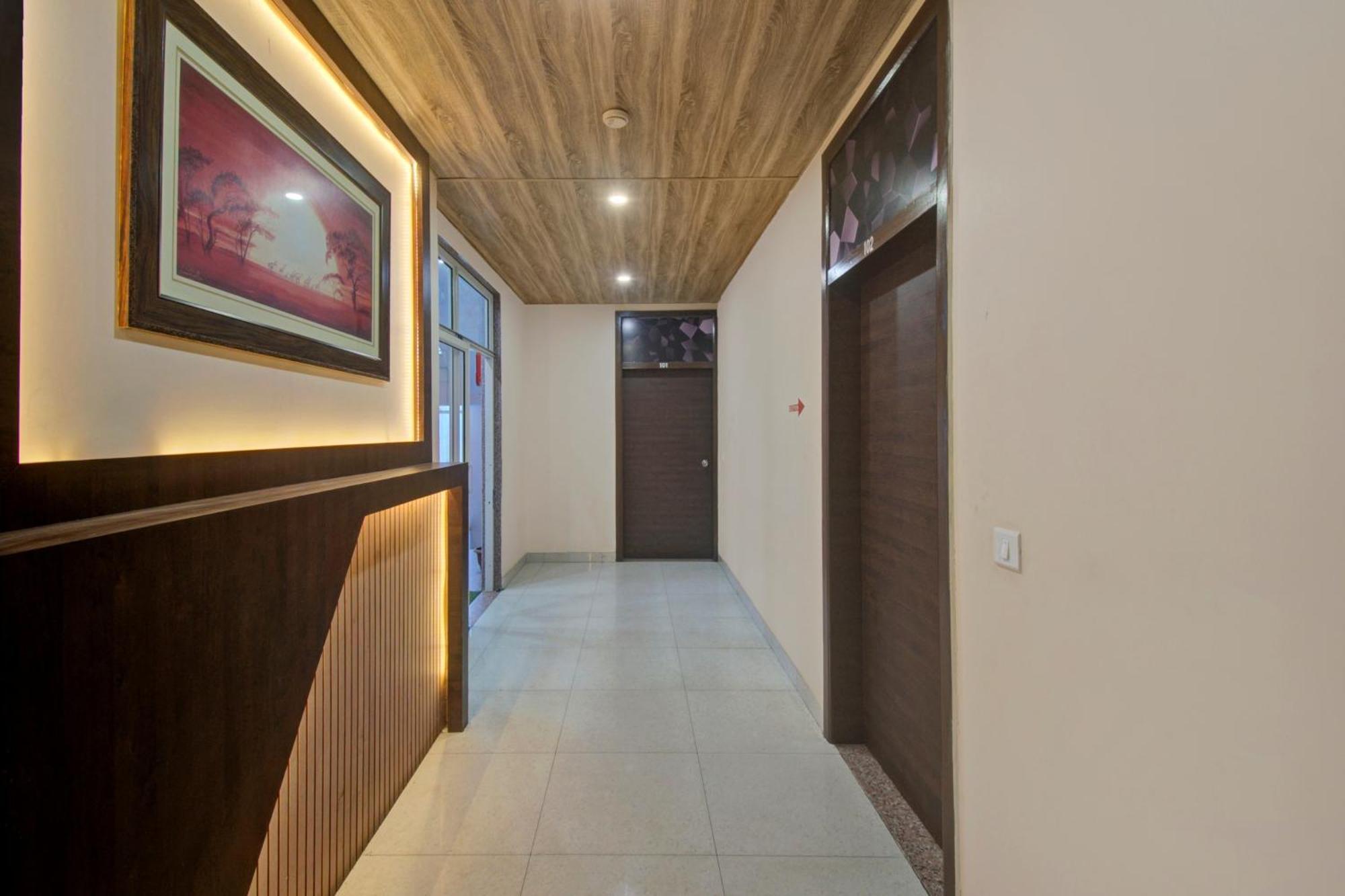 Aravali Hotel