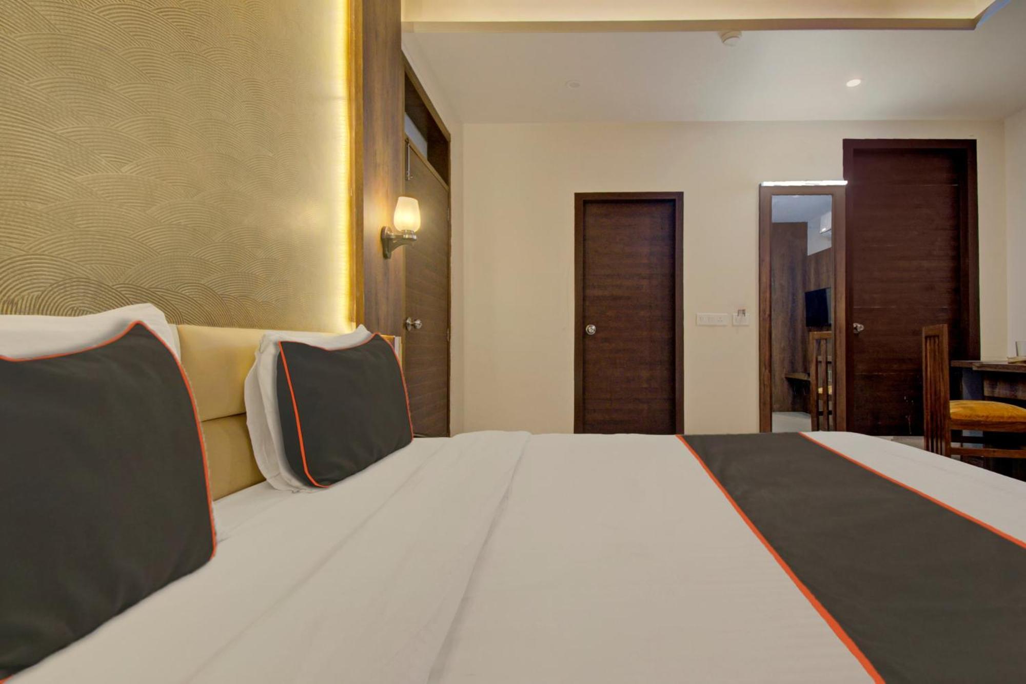 Hotel Aravali Jaipur