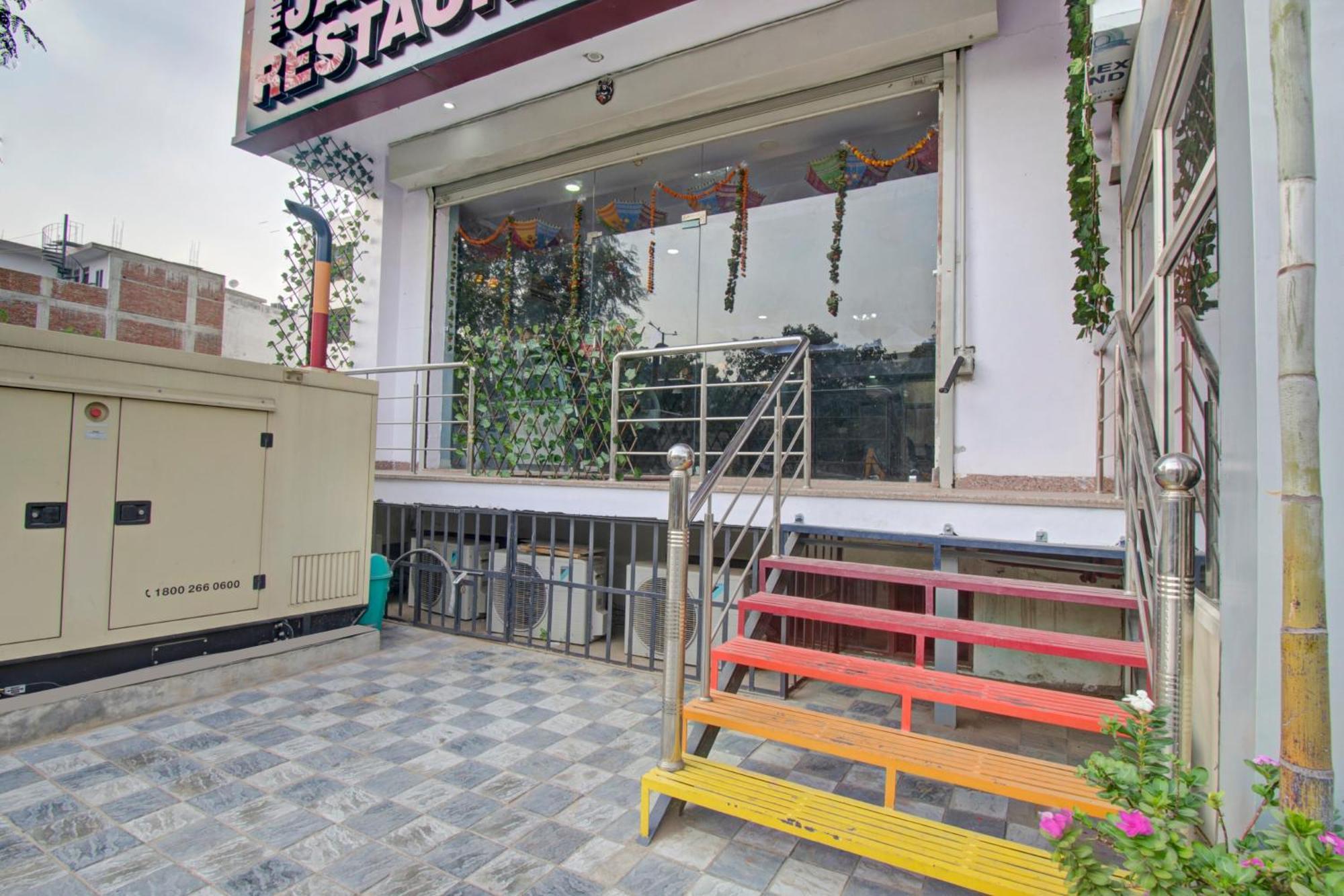 Aravali Hotel